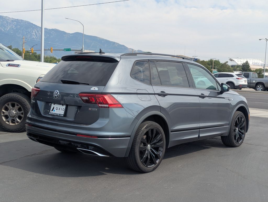 2021 Volkswagen Tiguan SE R-Line Black photo 2