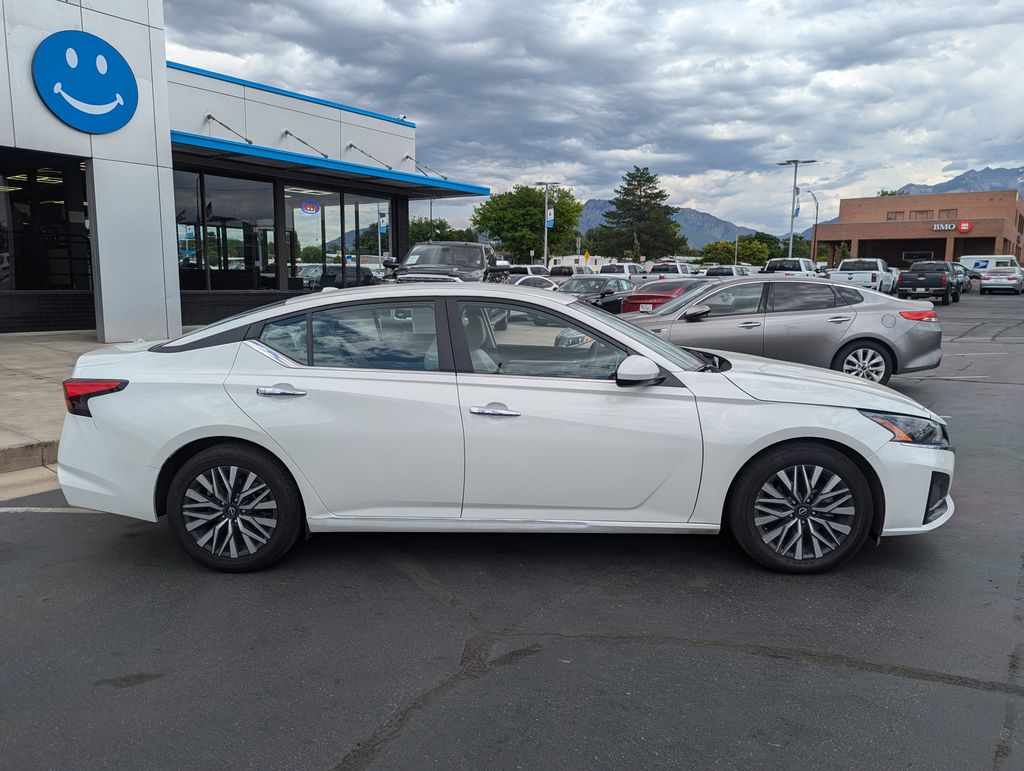 Used 2023 Nissan Altima SV with VIN 1N4BL4DV2PN394844 for sale in Sandy, UT