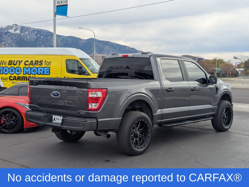 2022 Ford F-150 XL photo 2