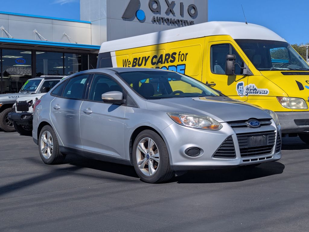 2013 Ford Focus SE Sedan