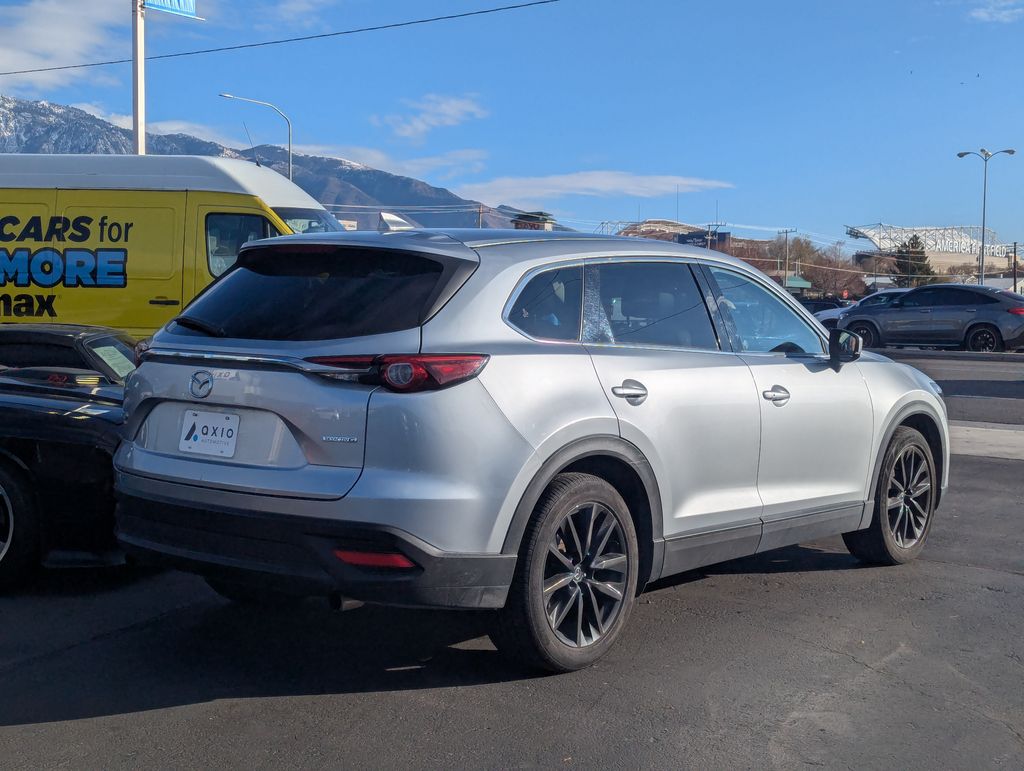 2023 Mazda CX-9 Touring photo 2