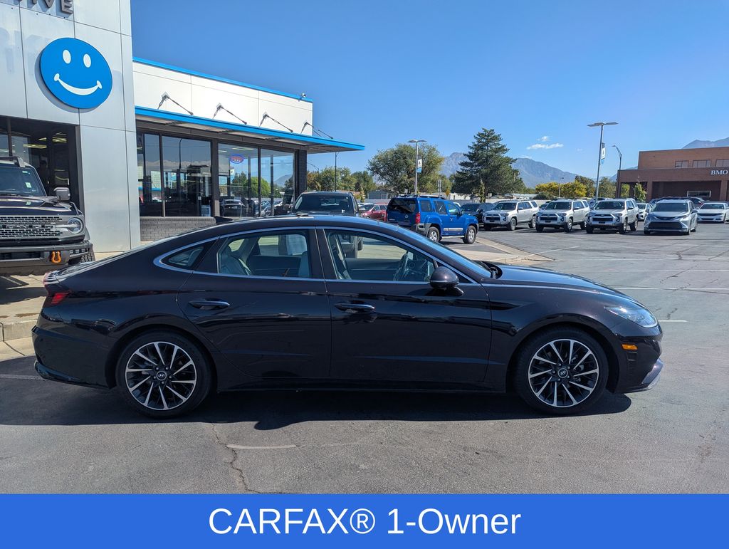 2023 Hyundai Sonata Limited photo 2
