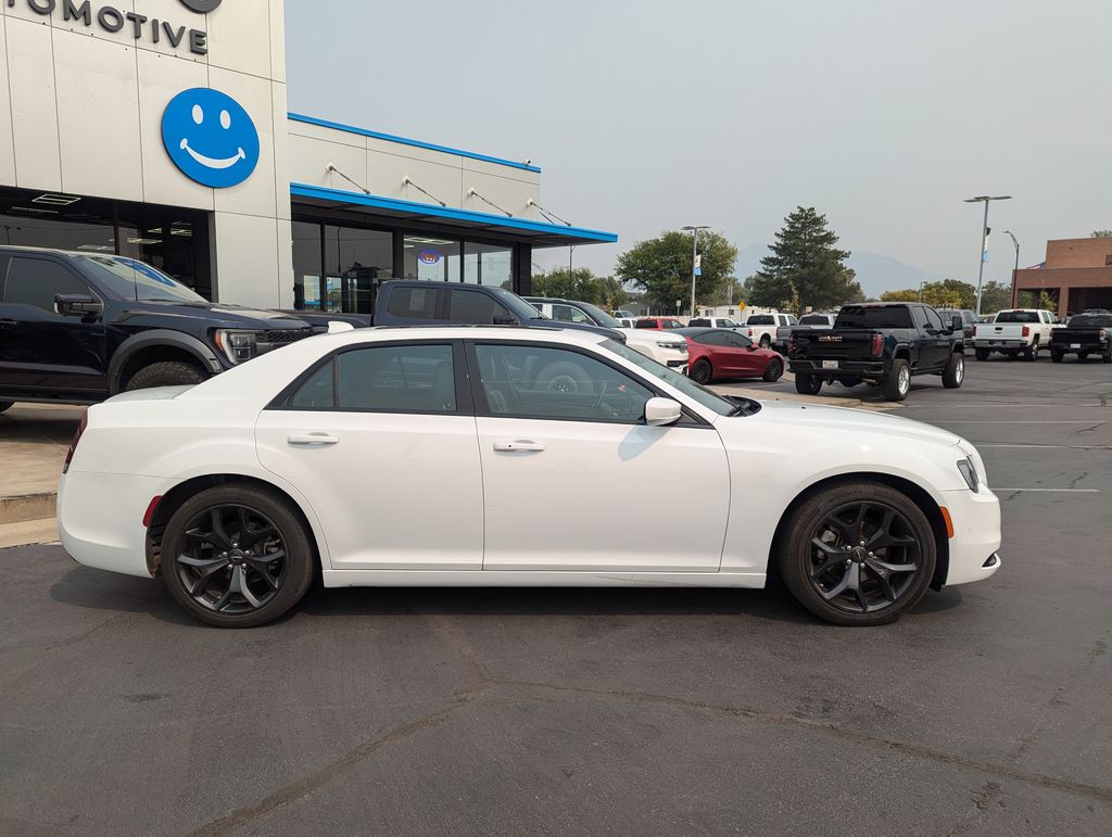 Used 2022 Chrysler 300 S with VIN 2C3CCABG2NH135282 for sale in Sandy, UT