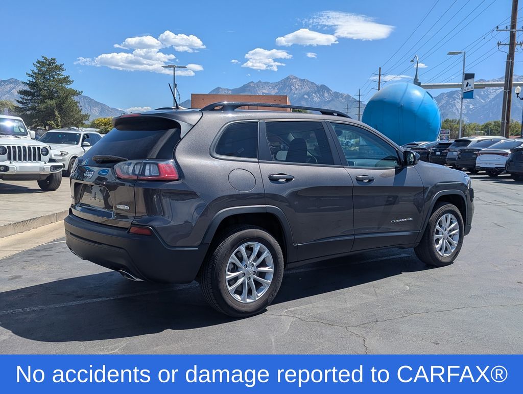 2022 Jeep Cherokee Latitude Lux photo 4