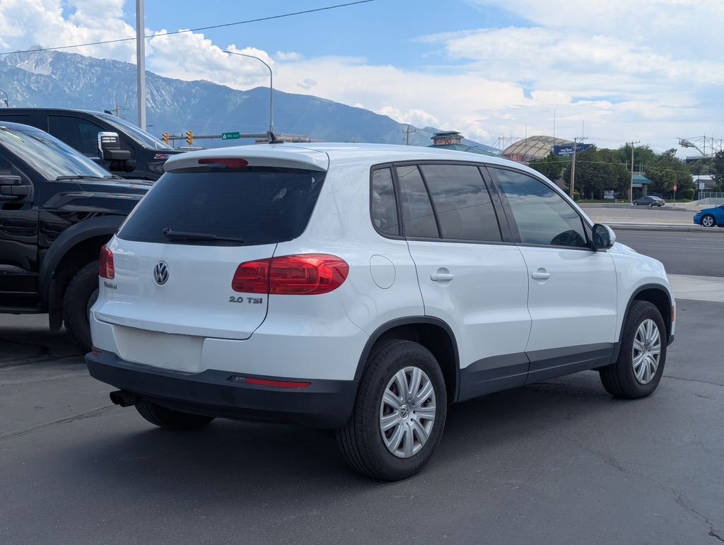 2014 Volkswagen Tiguan S photo 4