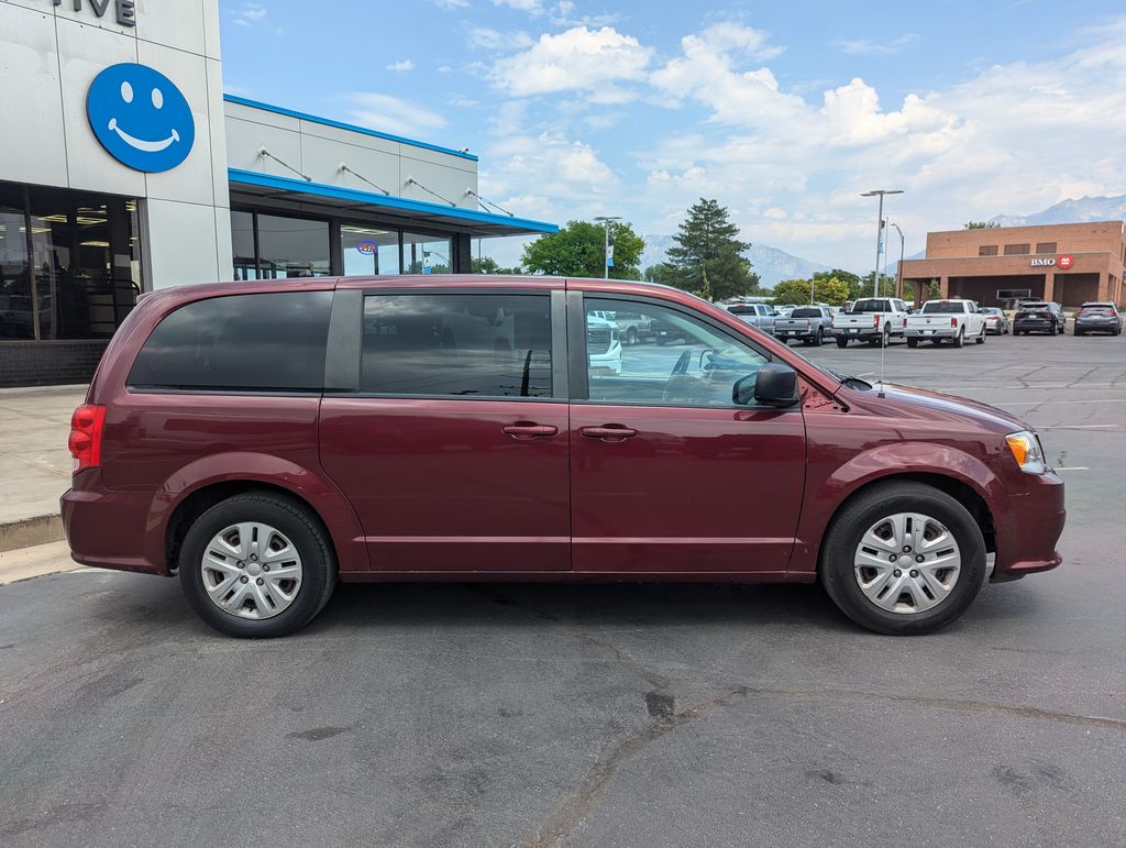 Used 2018 Dodge Grand Caravan SE with VIN 2C4RDGBG4JR134676 for sale in Sandy, UT