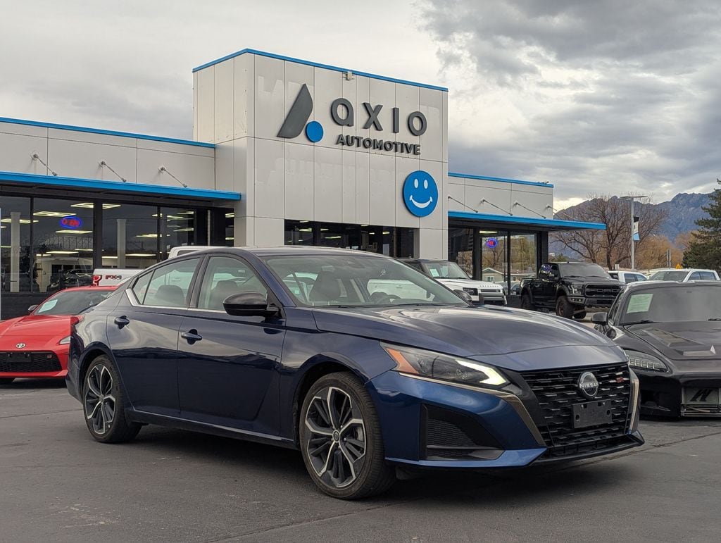 2024 Nissan Altima SR