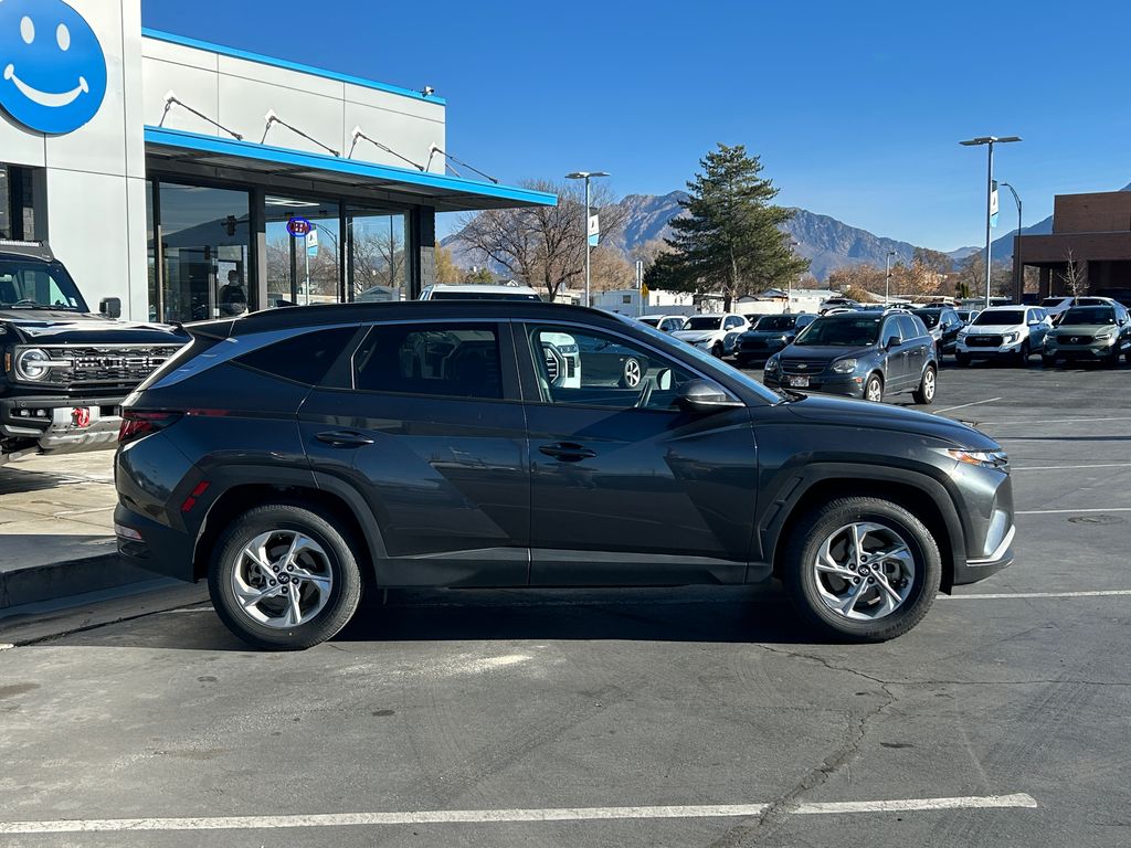 2024 Hyundai Tucson SEL photo 2