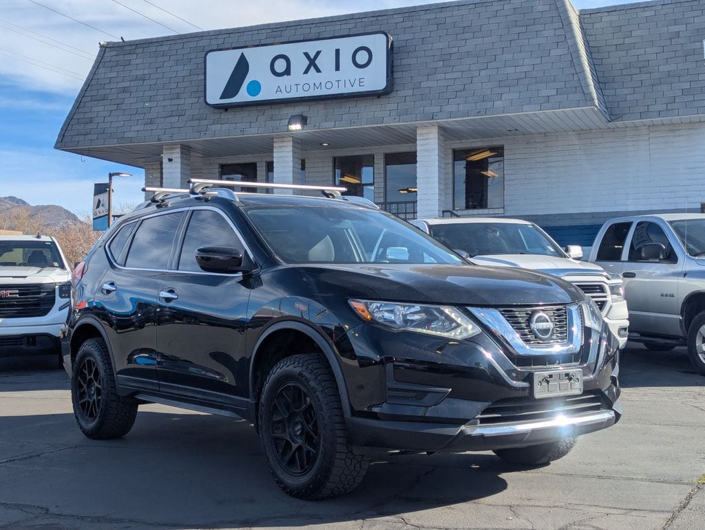 2020 Nissan Rogue SV