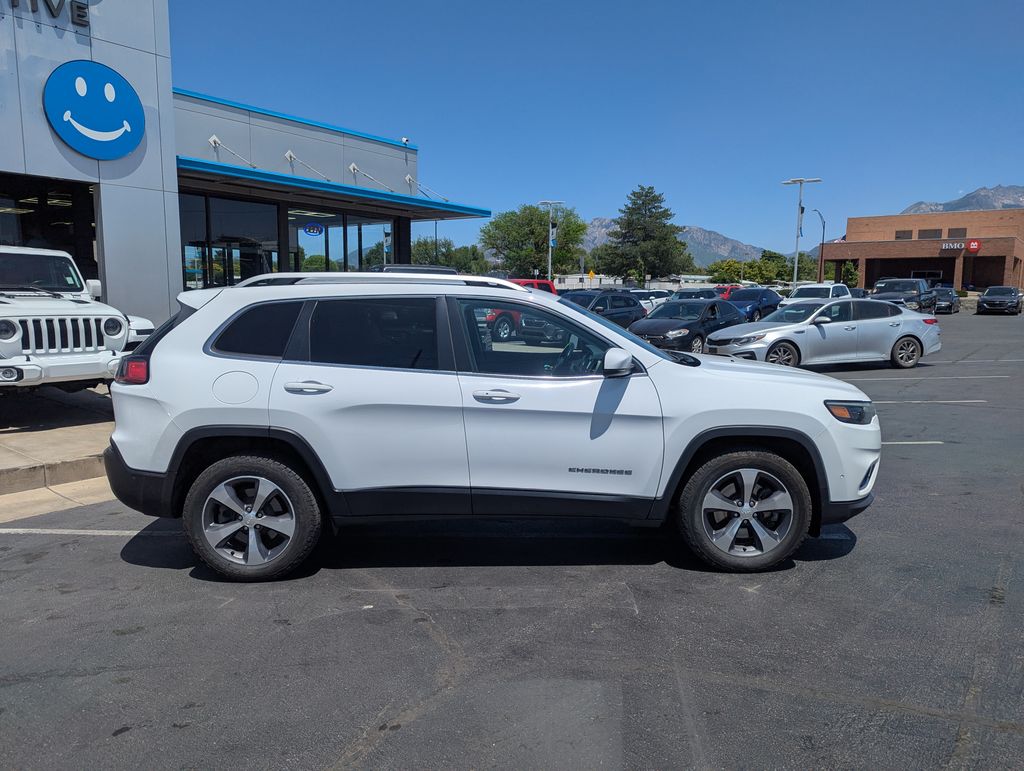 2019 Jeep Cherokee Limited photo 2