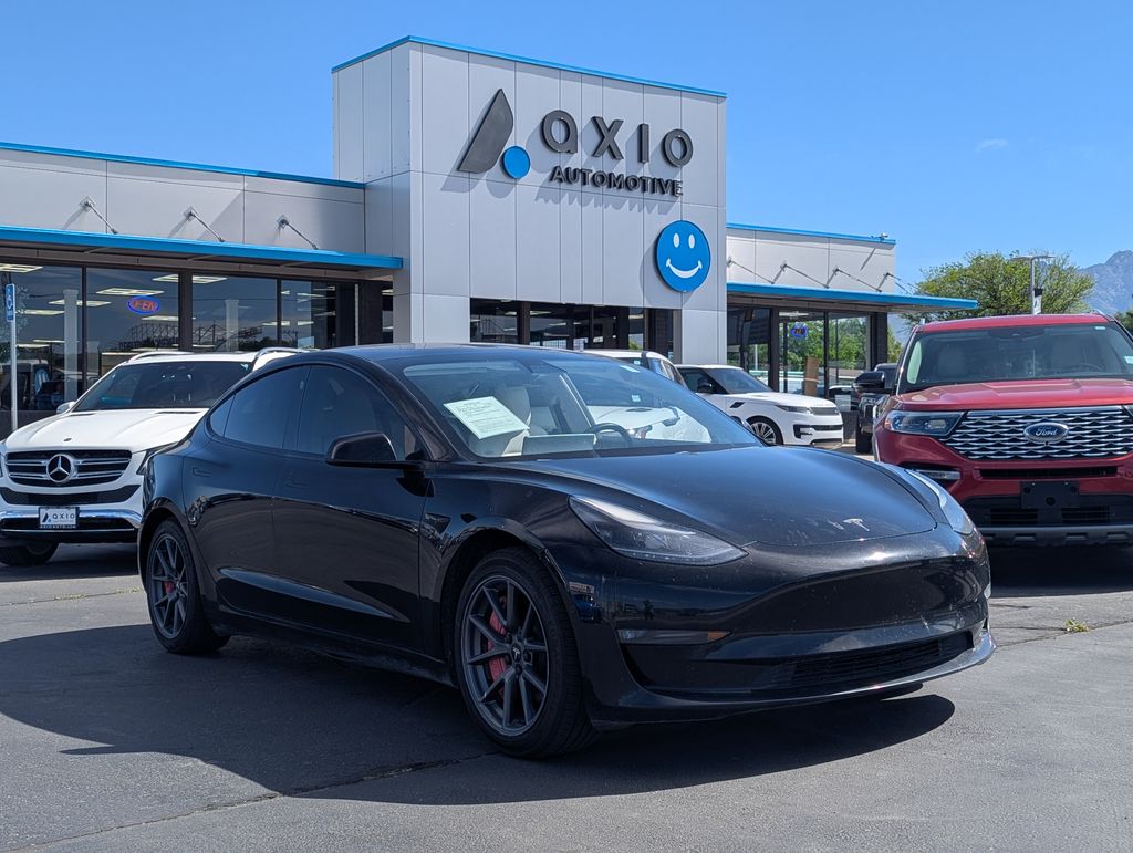 2021 Tesla Model 3 Standard Range Plus's photo