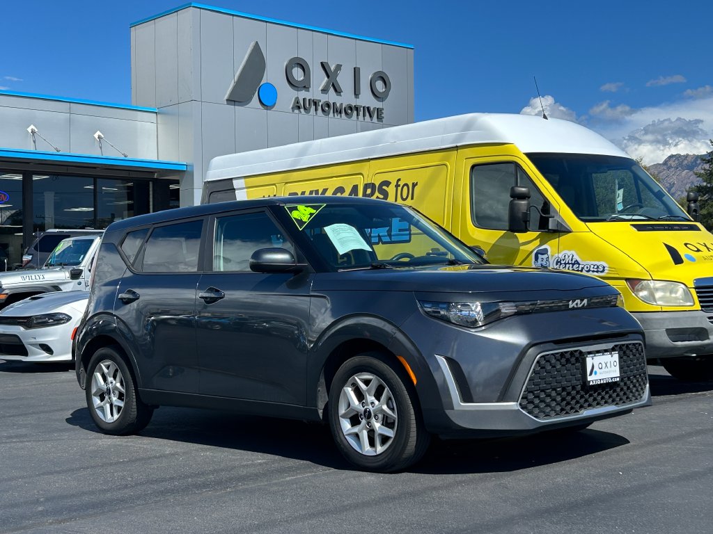2024 Kia Soul LX Hatchback