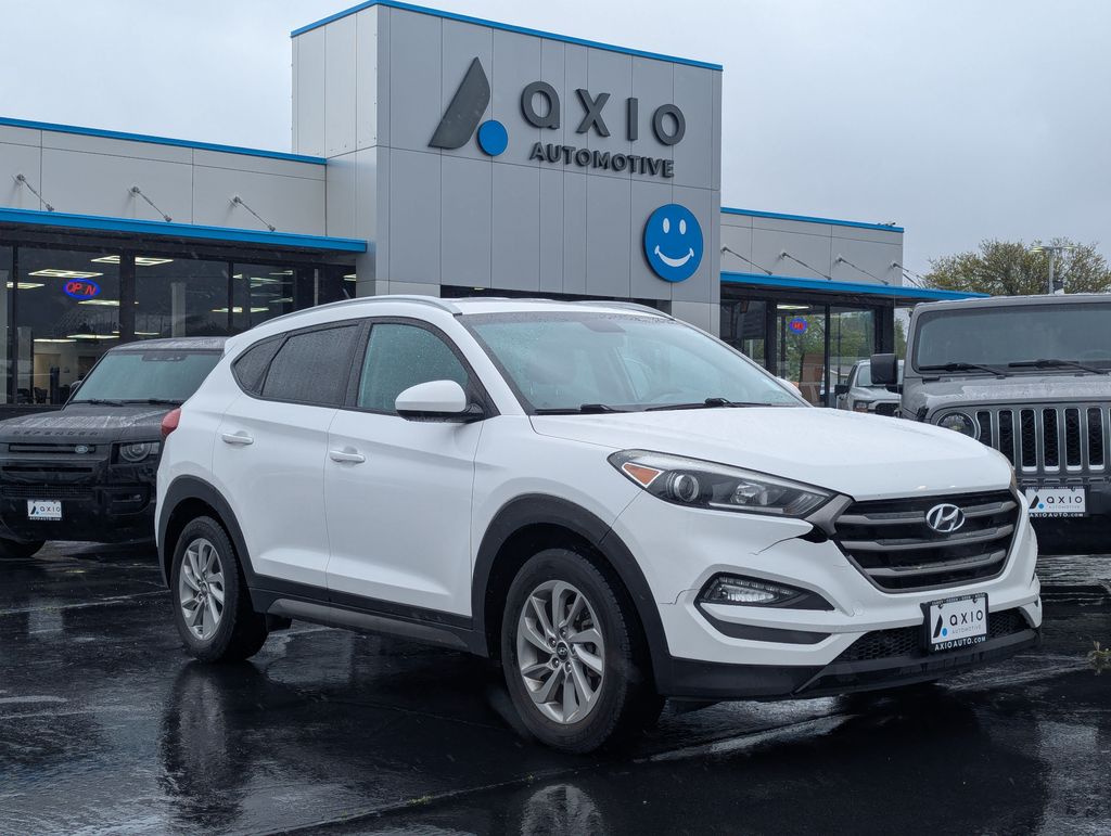 2016 Hyundai Tucson SE