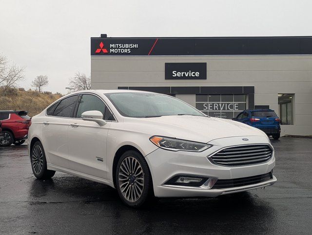 2018 Ford Fusion Plug-In Hybrid Titanium's photo
