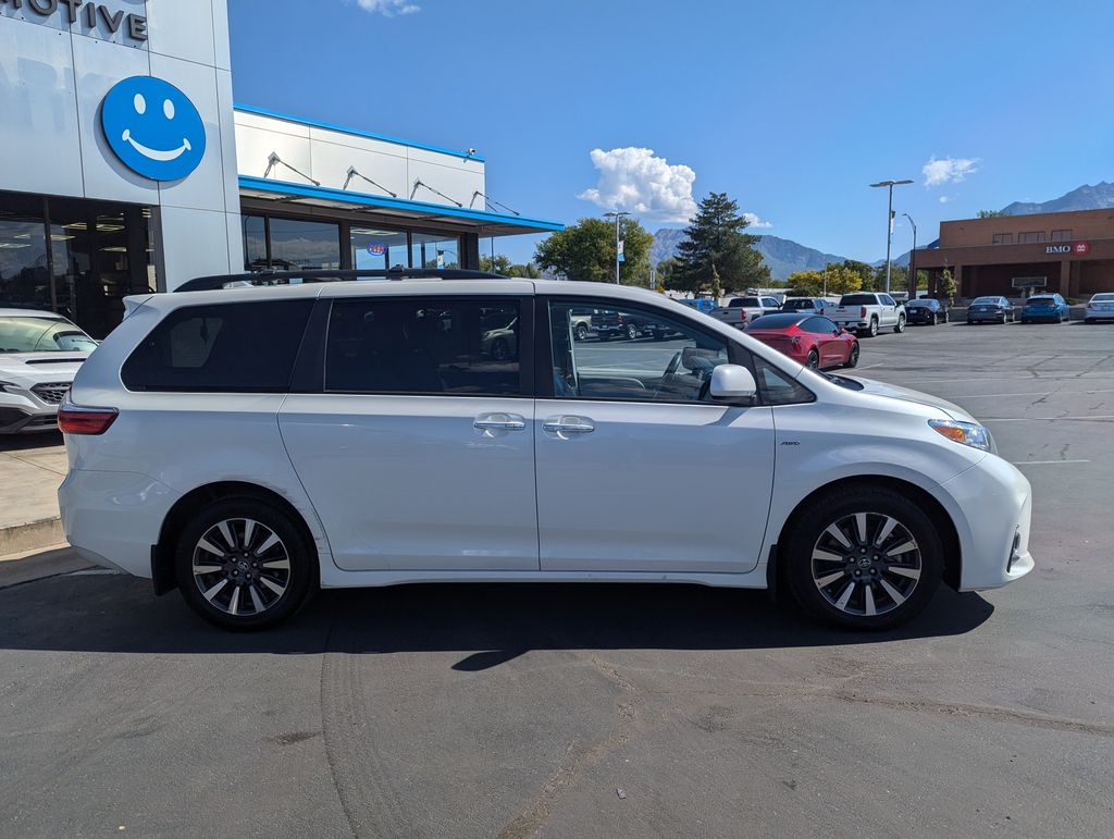 Used 2019 Toyota Sienna XLE with VIN 5TDDZ3DC6KS220918 for sale in Sandy, UT