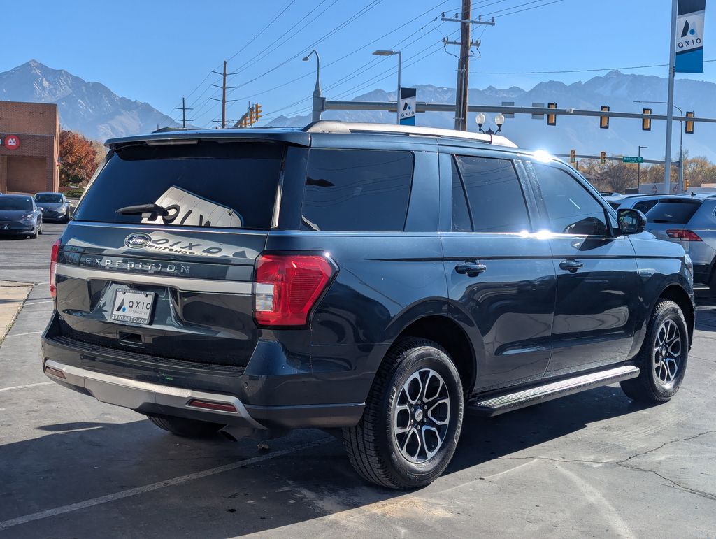 2024 Ford Expedition XLT photo 4