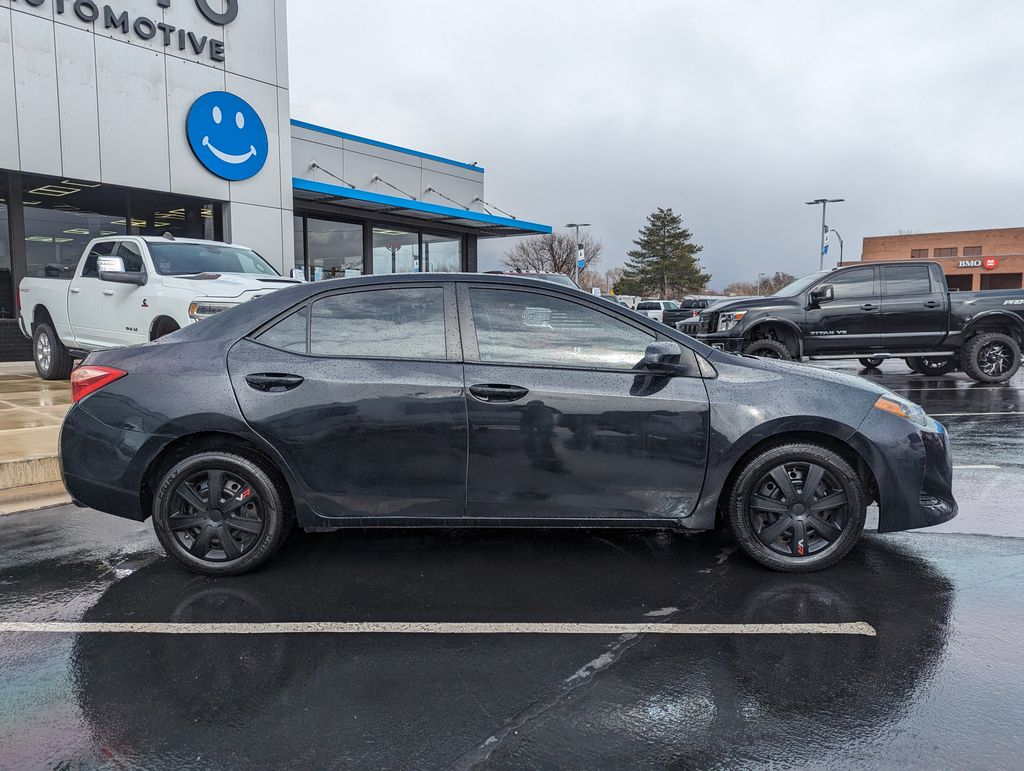 Used 2019 Toyota Corolla LE with VIN 2T1BURHE8KC181424 for sale in Sandy, UT