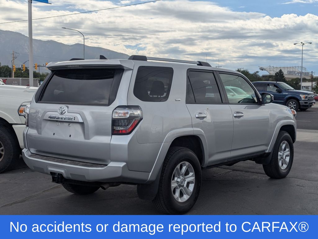 2024 Toyota 4Runner SR5 photo 2