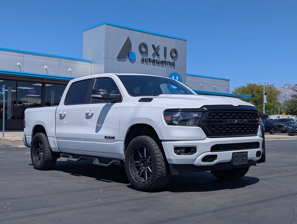 2022 RAM 1500 Big Horn/Lone Star 4x4 Crew Cab 5'7's photo