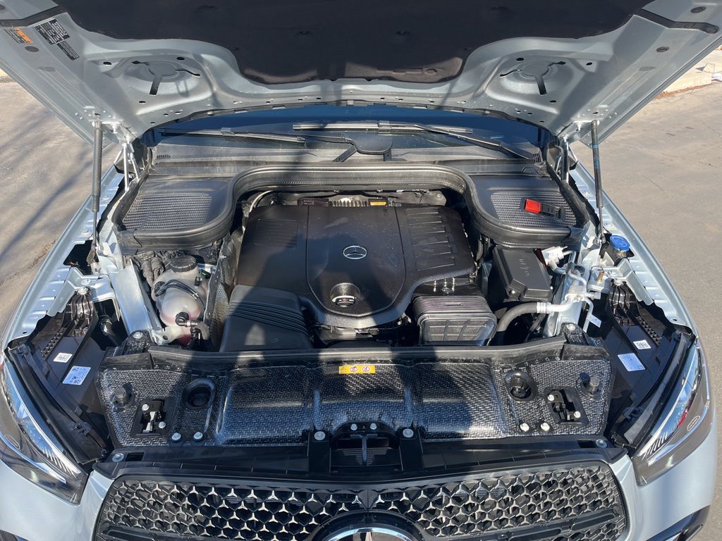2024 Mercedes Benz GLE 450 4MATIC photo 2