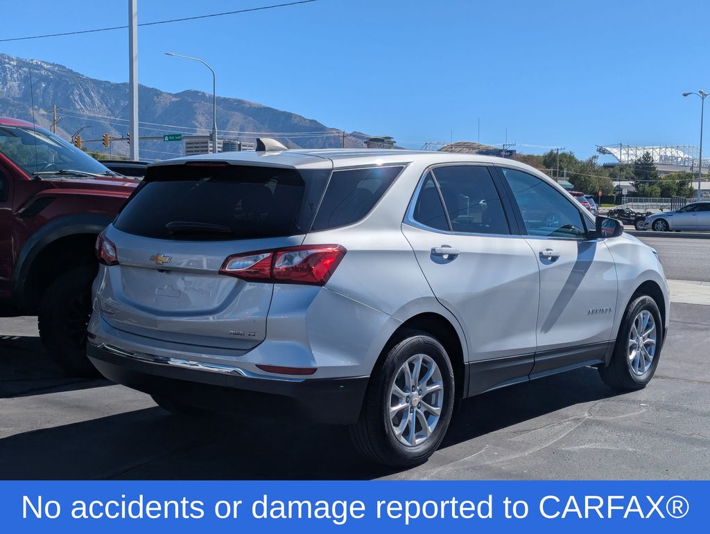 2020 Chevrolet Equinox LT photo 3