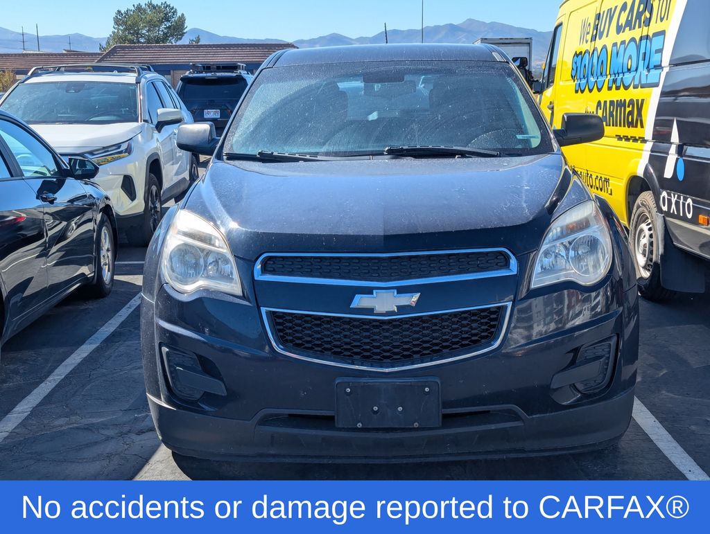 2015 Chevrolet Equinox LS photo 2