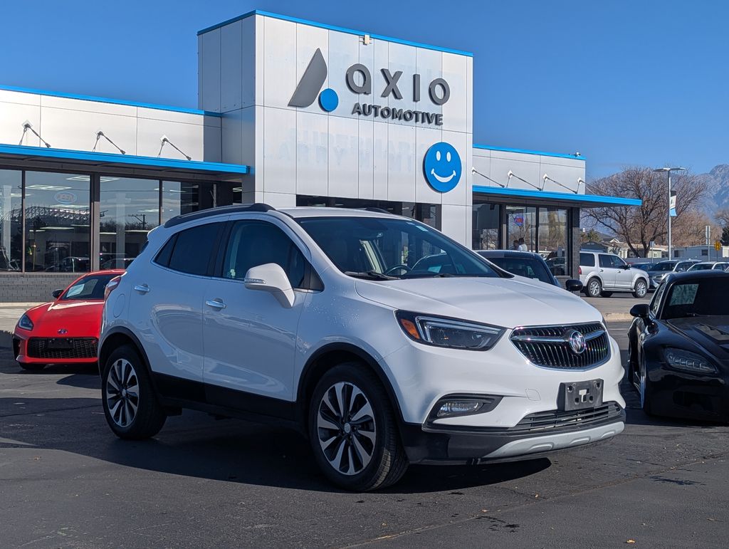 2020 Buick Encore Essence's photo