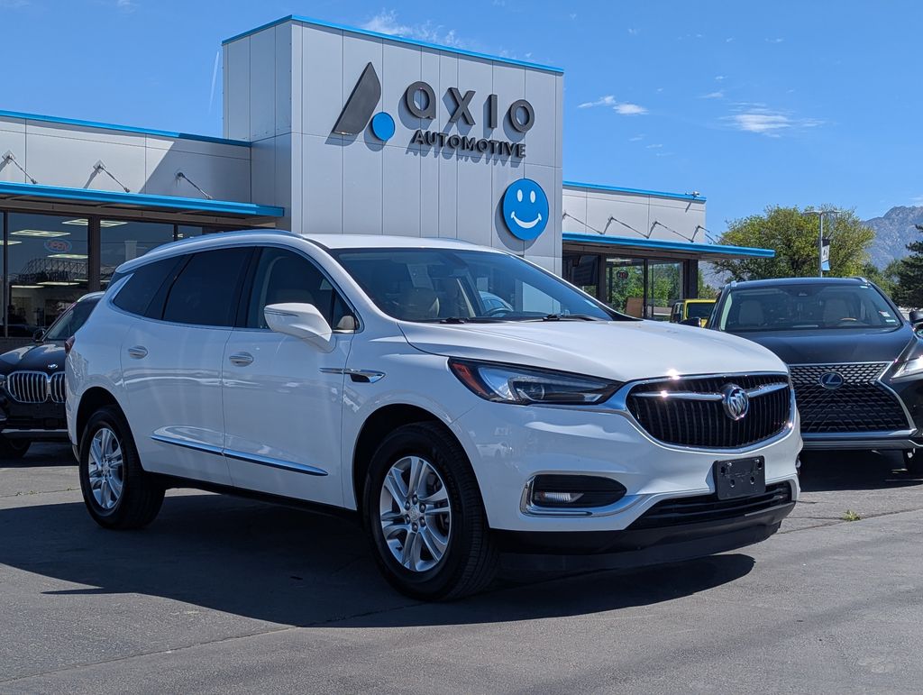 2019 Buick Enclave Essence AWD's photo
