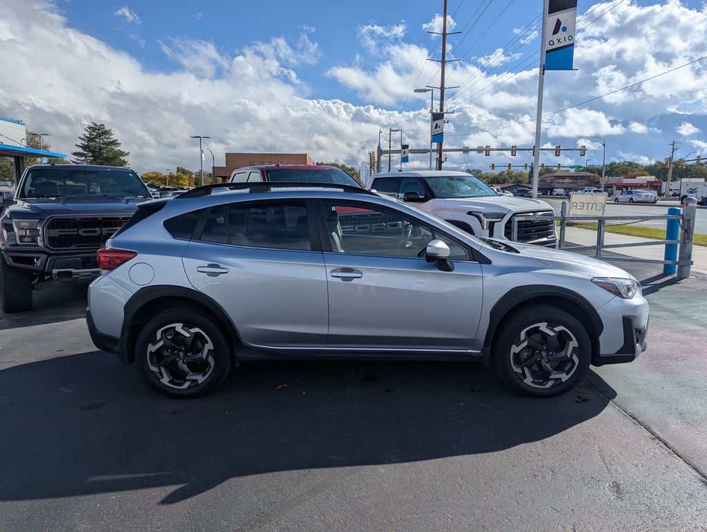 2022 Subaru Crosstrek Limited photo 2