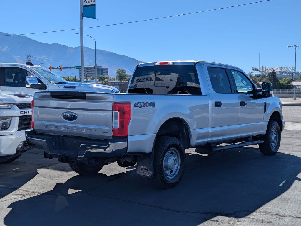 2018 Ford F-250 XLT photo 4