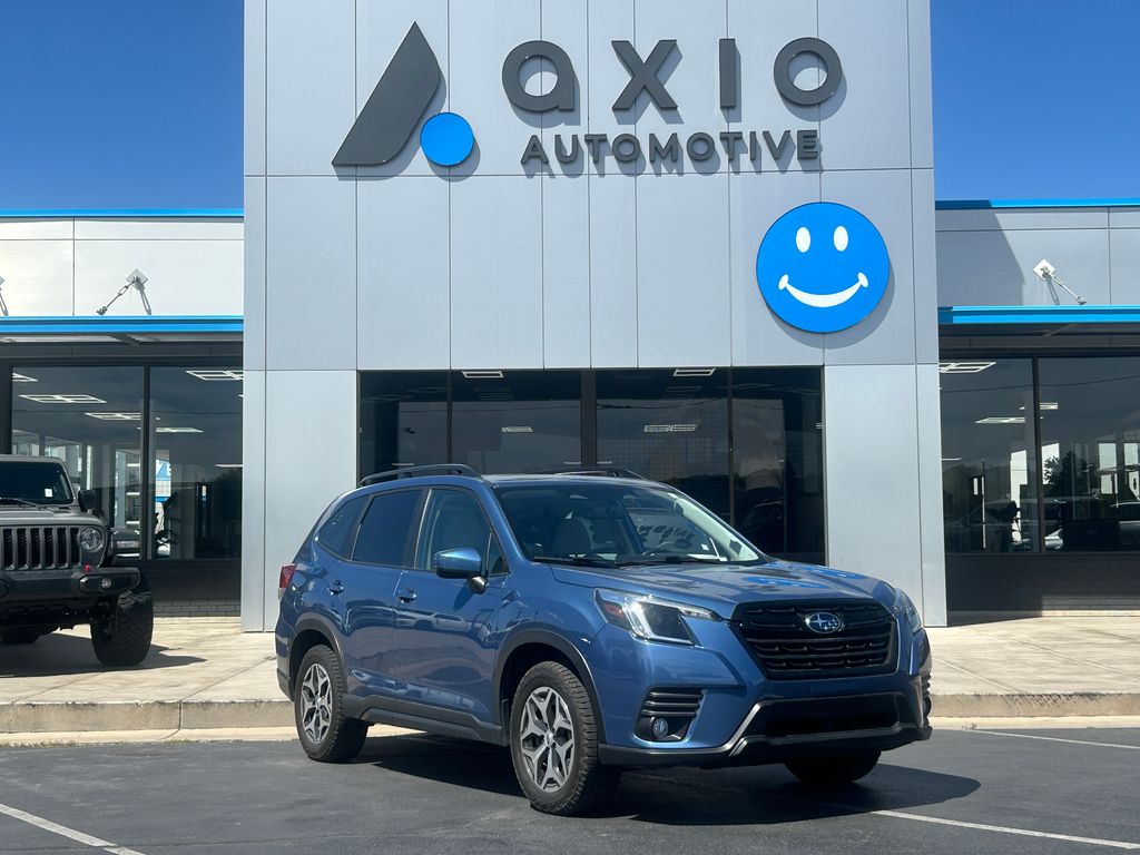 2023 Subaru Forester Premium