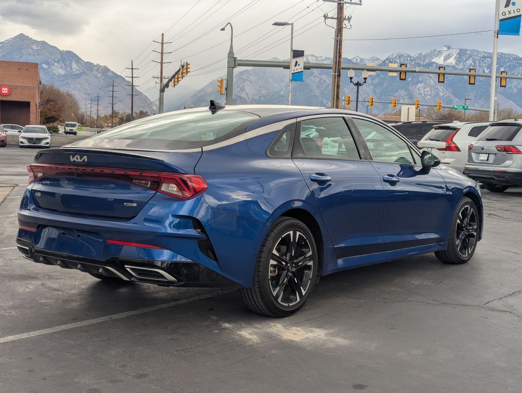 2024 Kia K5 GT-Line photo 4