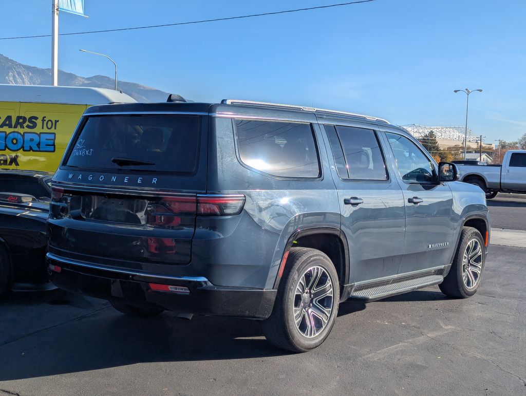 2024 Jeep Wagoneer Series II photo 4