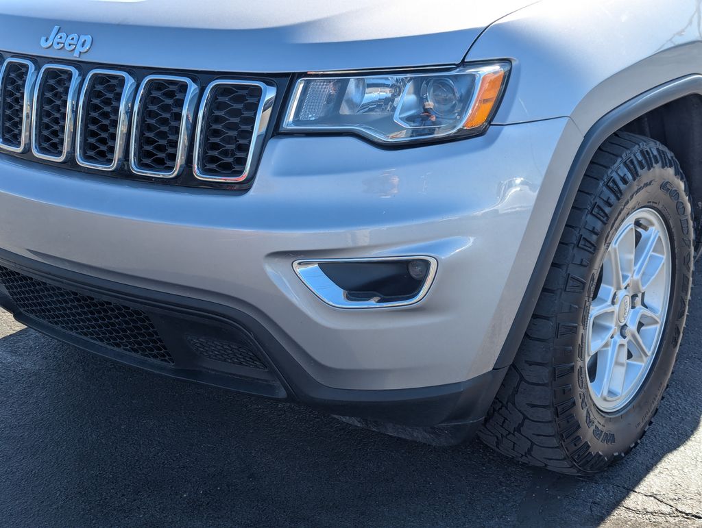 2020 Jeep Grand Cherokee Laredo - Photo 12