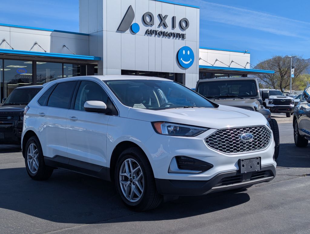2024 Ford Edge SEL AWD's photo