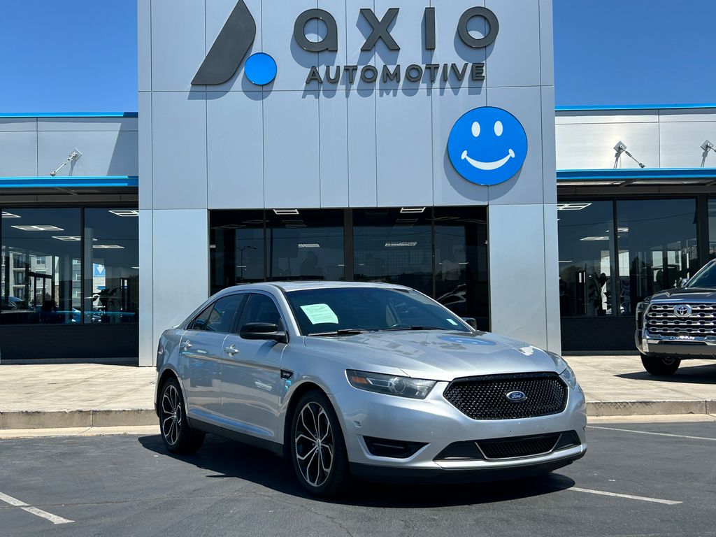 2015 Ford Taurus SHO AWD's photo