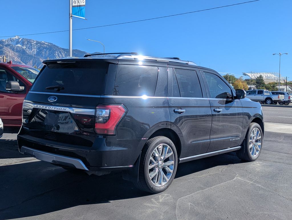 2019 Ford Expedition Platinum photo 3