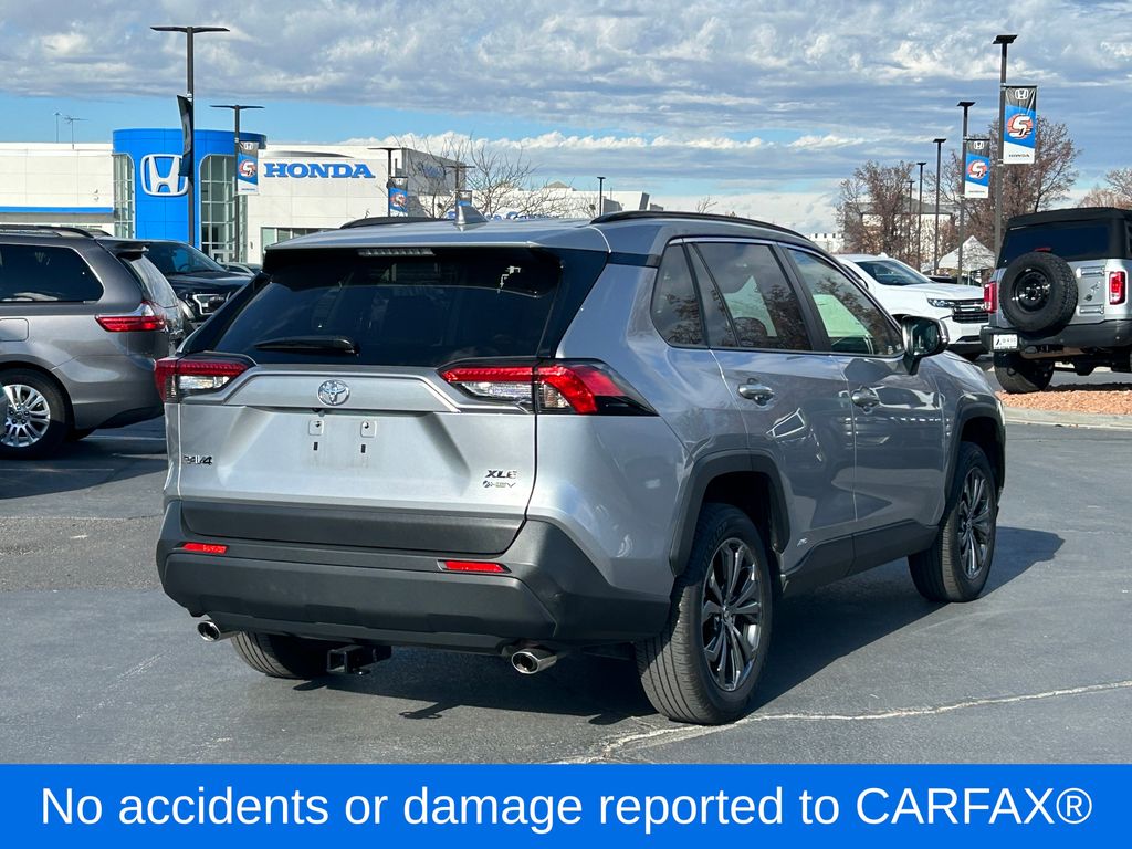 2025 Toyota RAV4 Hybrid XLE Premium photo 4