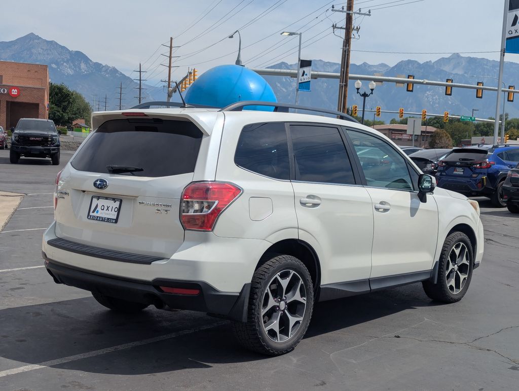 2014 Subaru Forester 2.0XT Touring photo 3