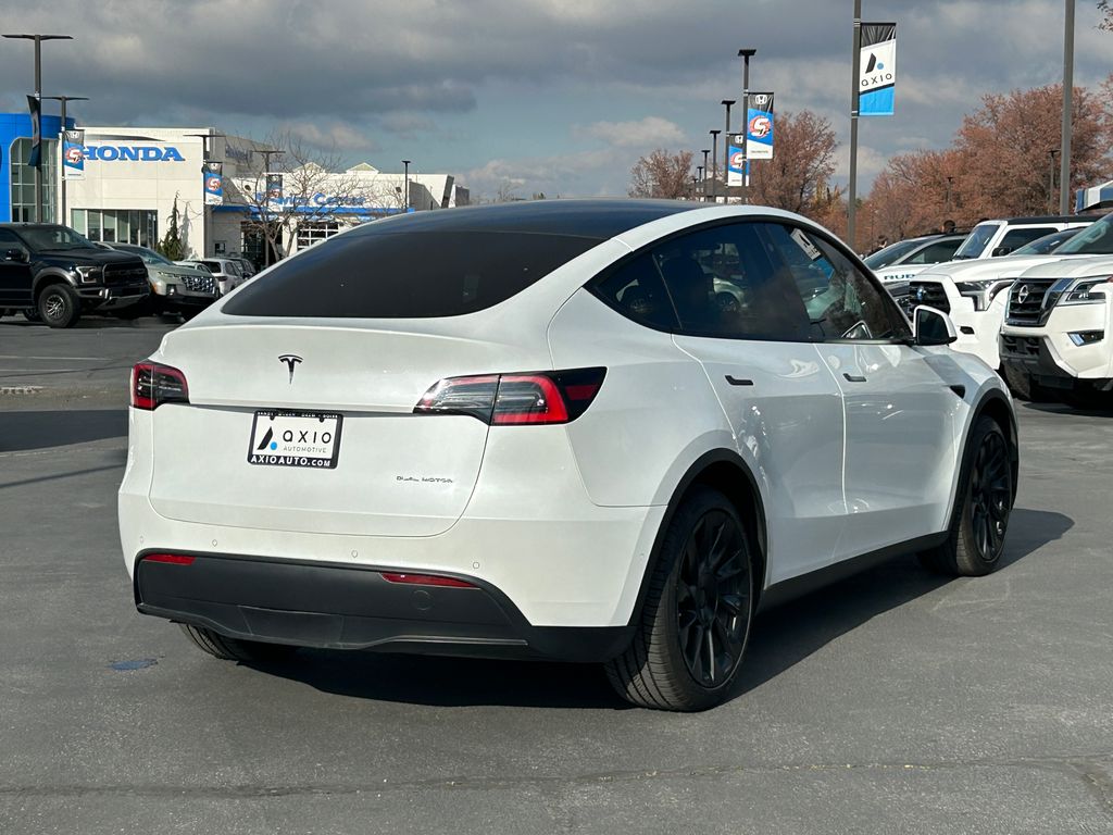 2021 Tesla Model Y Long Range photo 4