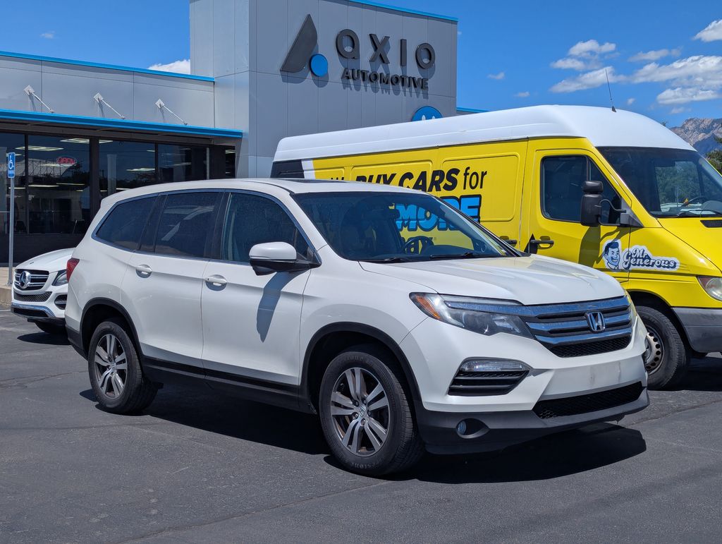2016 Honda Pilot 4WD EX-L w/RES's photo