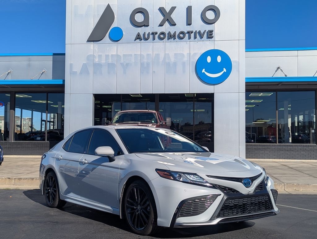 Used 2022 Toyota Camry Hybrid XSE Sedan