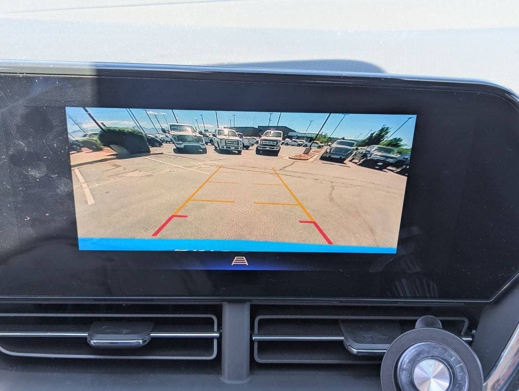 2024 Chevrolet Trax LT - Photo 18