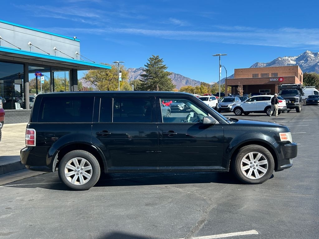 Used 2011 Ford Flex SE SUV