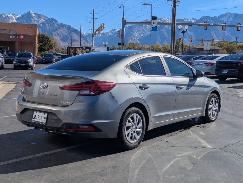 Used 2019 Hyundai Elantra SE Sedan