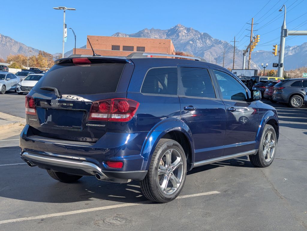 2017 Dodge Journey Crossroad photo 3
