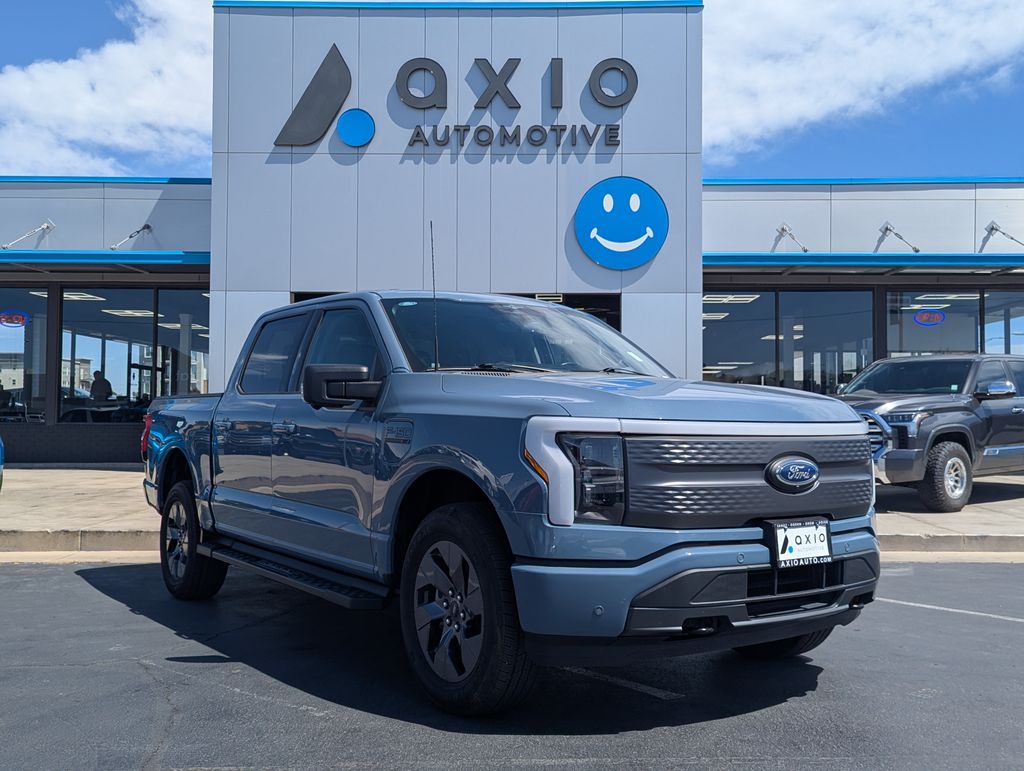 2023 Ford F-150 XLT 4x4 SuperCrew 5-1/2 Box's photo