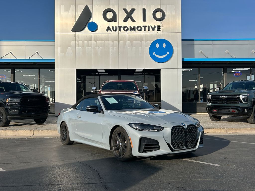 2022 BMW 4 Series M440i's photo