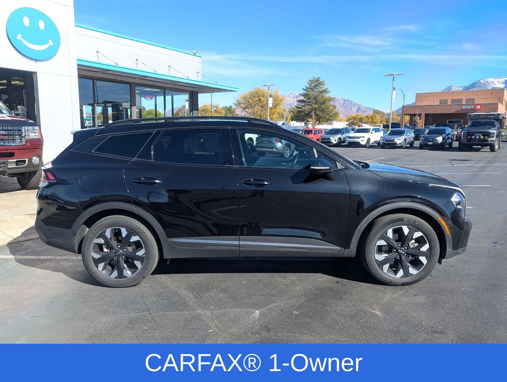 2023 Kia Sportage Plug-In Hybrid X-Line photo 2