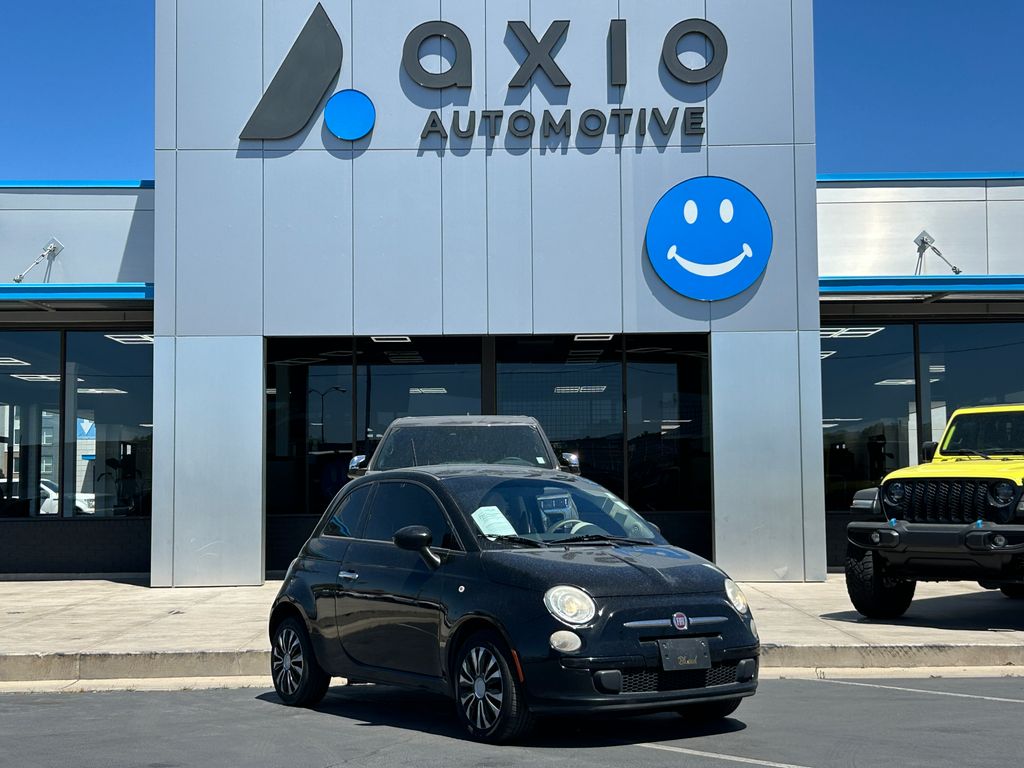 2015 FIAT 500 Pop's photo